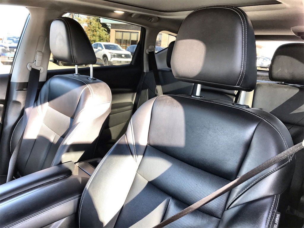Used 2024 Nissan Murano SL image 11