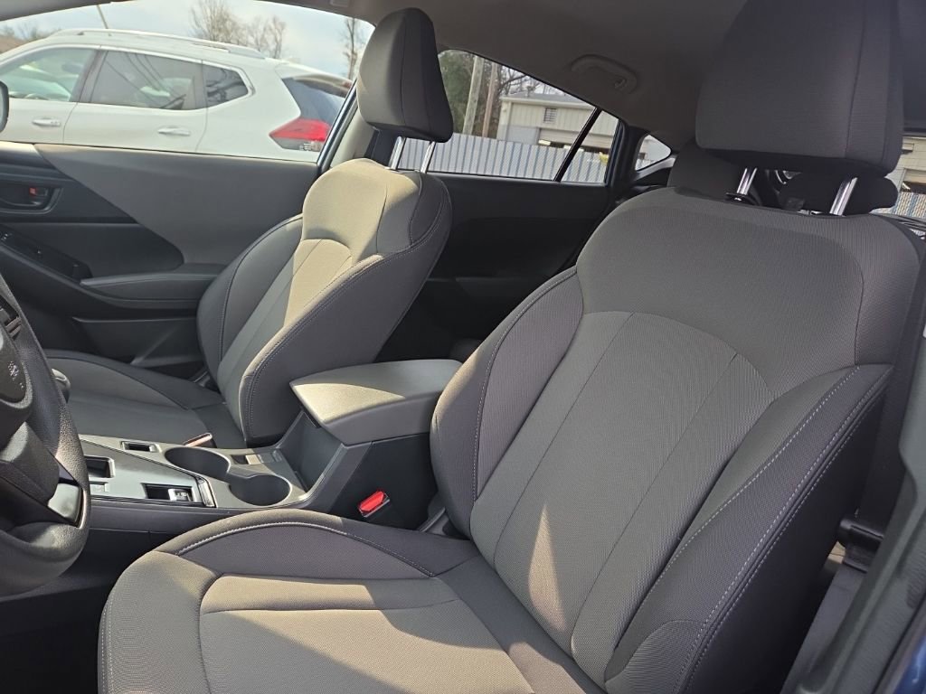 Used 2024 Subaru Crosstrek 2.0i w/ Crosstrek Mirror Package image 15