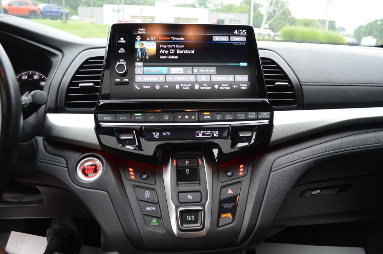 Used 2025 Honda Odyssey Sport-L image 27