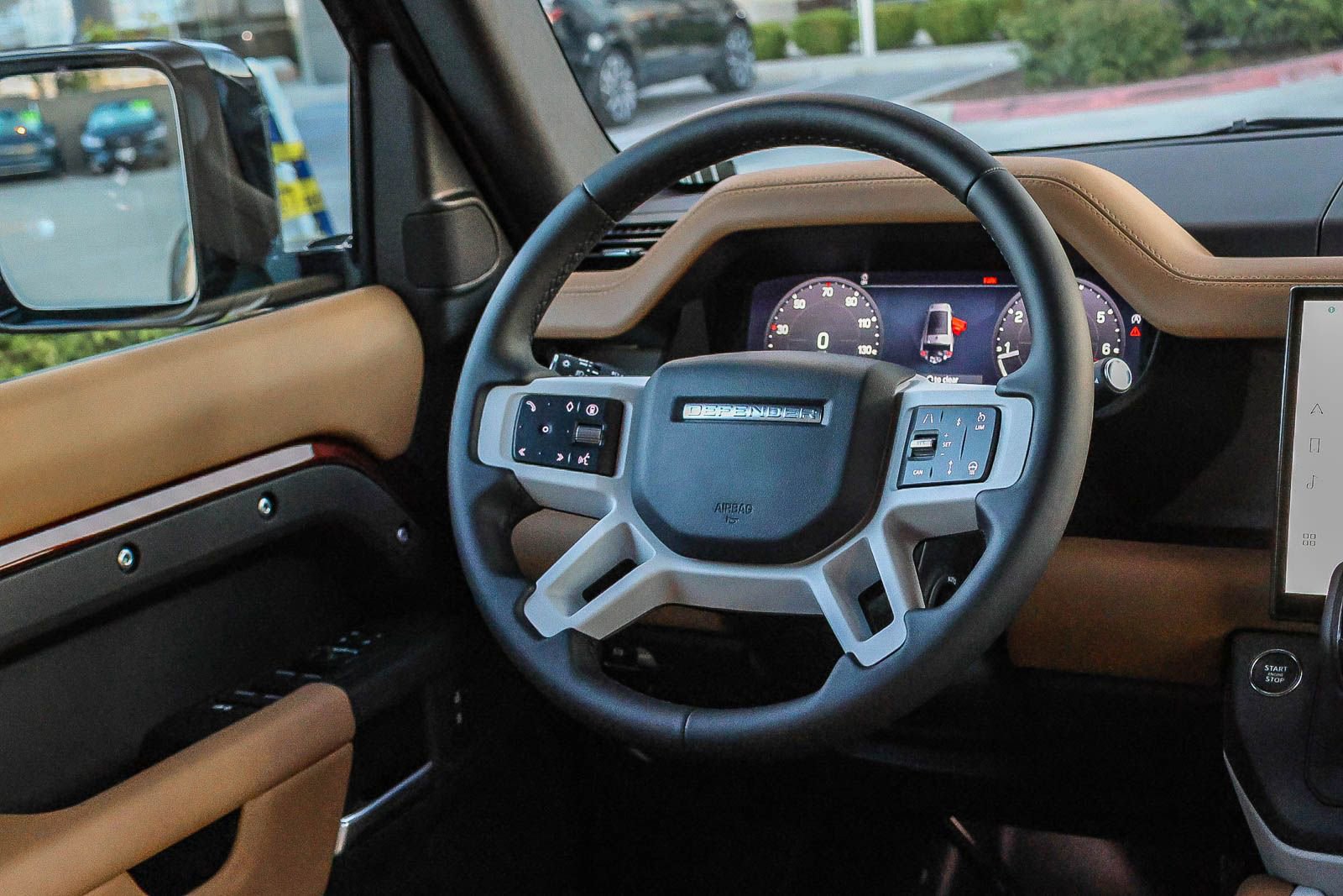 New 2026 Land Rover Defender 130 X-Dynamic SE image 22