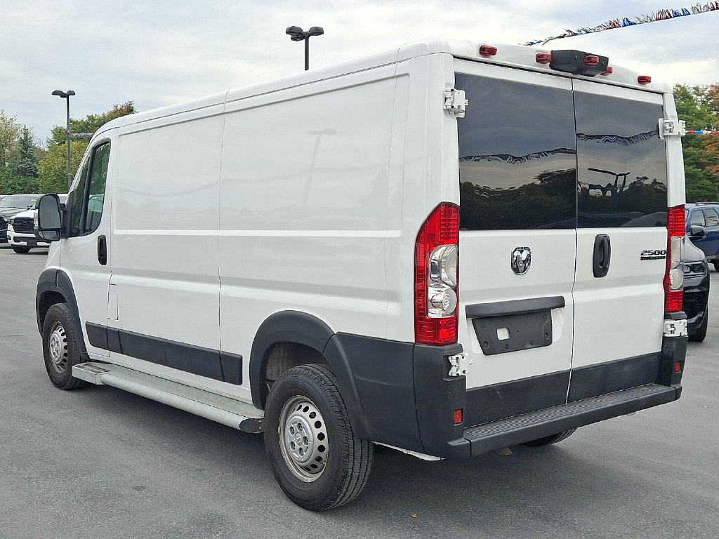 Used 2025 RAM ProMaster 2500 w/ U-Haul Equipment Group FWD image 4