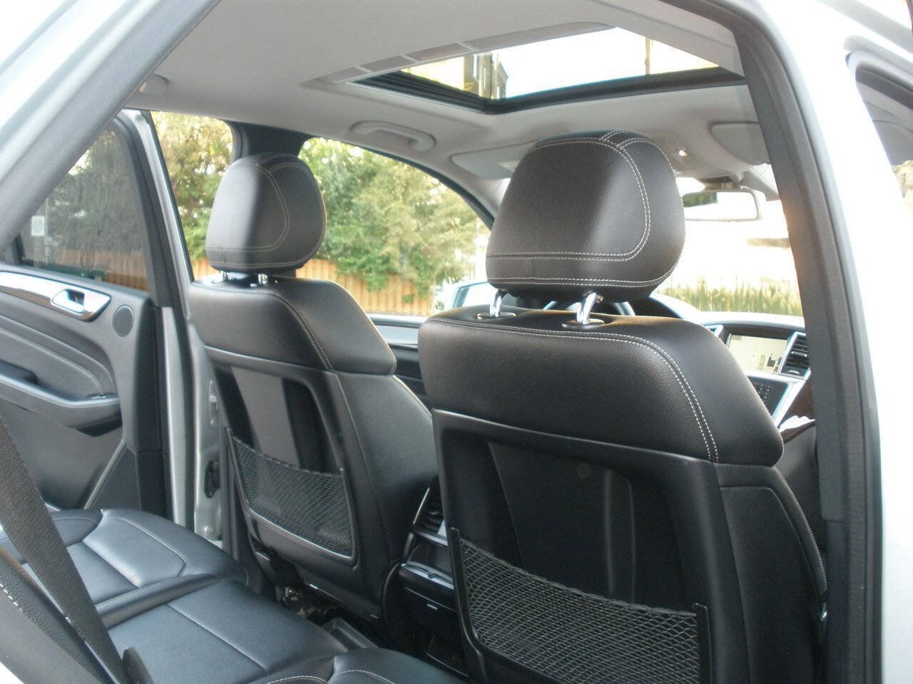 Used 2015 Mercedes-Benz ML 350 4MATIC image 32