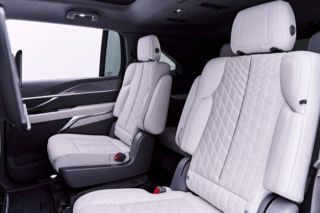 Used 2026 Cadillac Escalade IQ Sport 1 w/ LPO, Etrunk Organizer Package AWD/4WD image 61