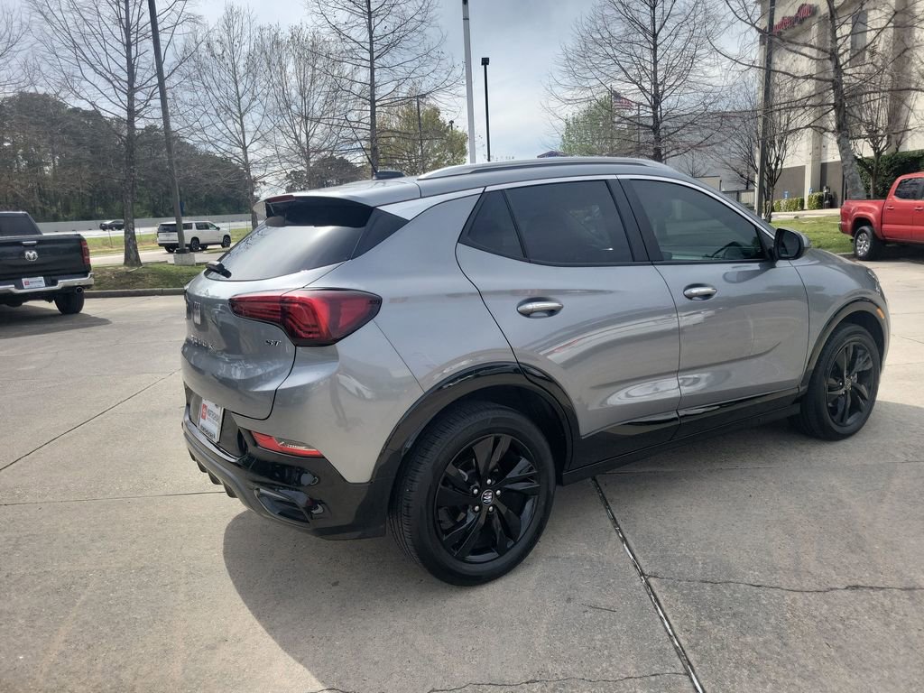 Used 2024 Buick Encore GX Sport Touring image 11