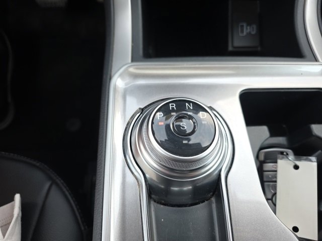 Used 2024 Ford Edge SEL w/ Convenience Package image 23