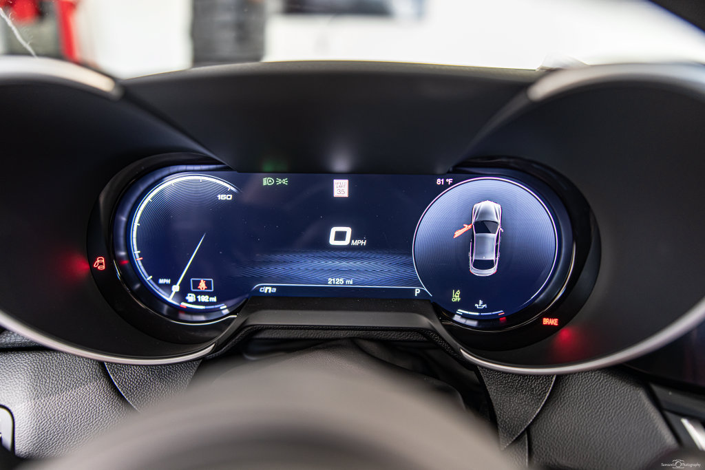 New 2026 Alfa Romeo Giulia AWD w/ Driving Assist Package image 24