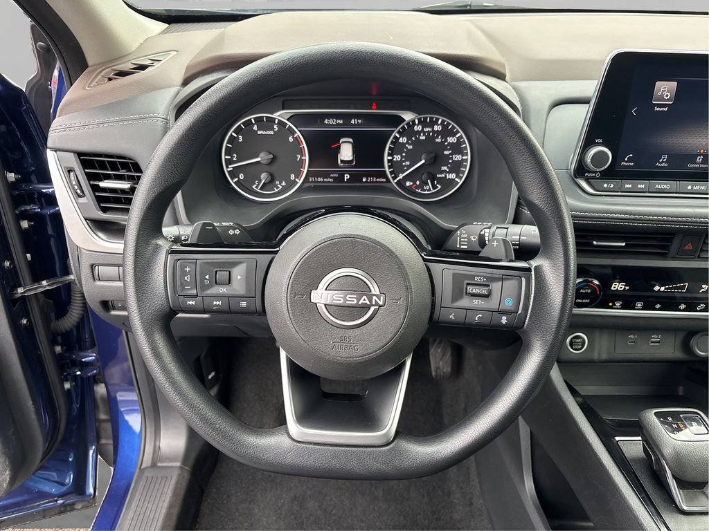 Used 2023 Nissan Rogue SV image 23