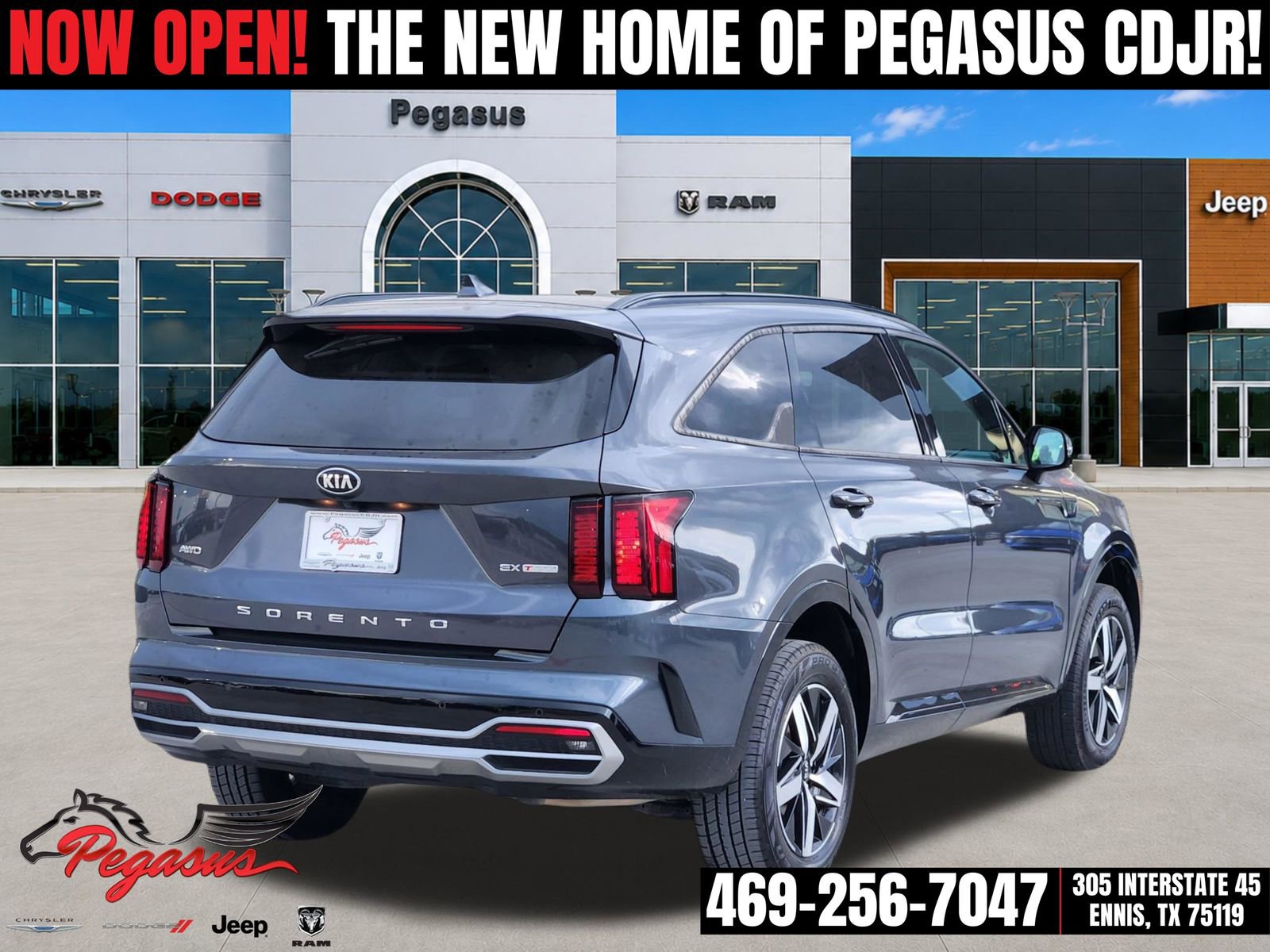 Used 2021 Kia Sorento EX w/ Panoramic Sunroof Package AWD/4WD image 5
