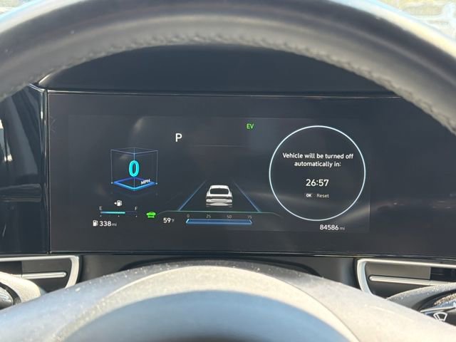 Used 2021 Hyundai Elantra Limited w/ Cargo Package image 18