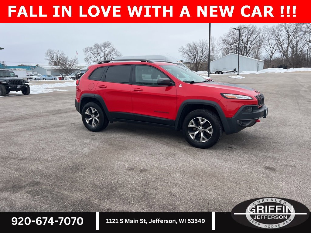 Used 2017 Jeep Cherokee Trailhawk w/ Cold Weather Group image 7