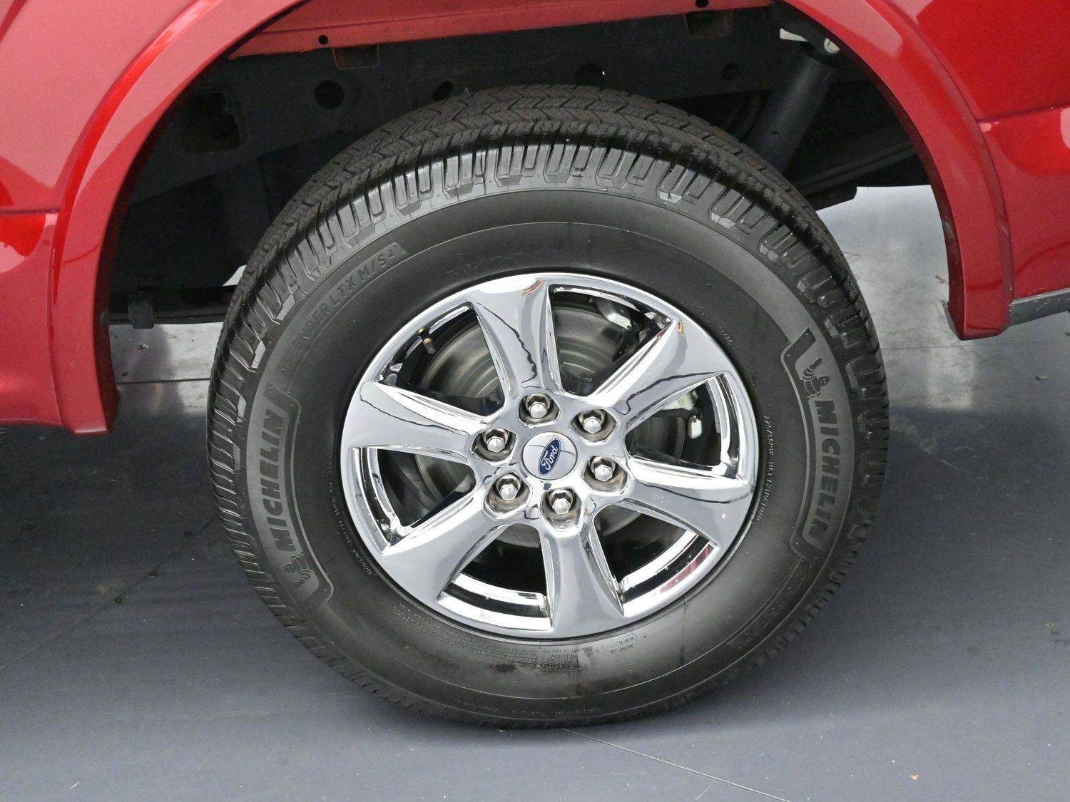 Used 2019 Ford F150 Lariat w/ Equipment Group 502A Luxury image 36