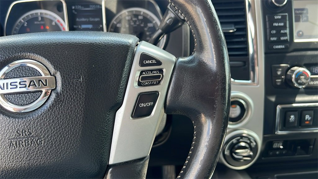 Used 2018 Nissan Titan PRO-4X image 18