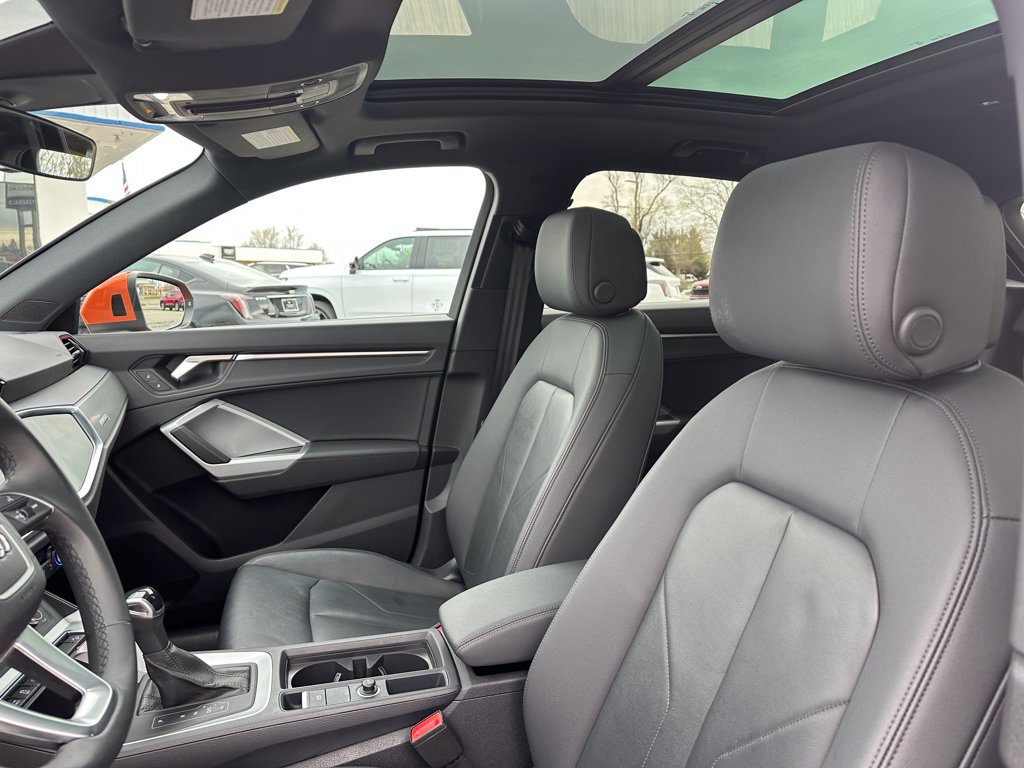 Used 2025 Audi Q3 2.0T Premium AWD/4WD image 27