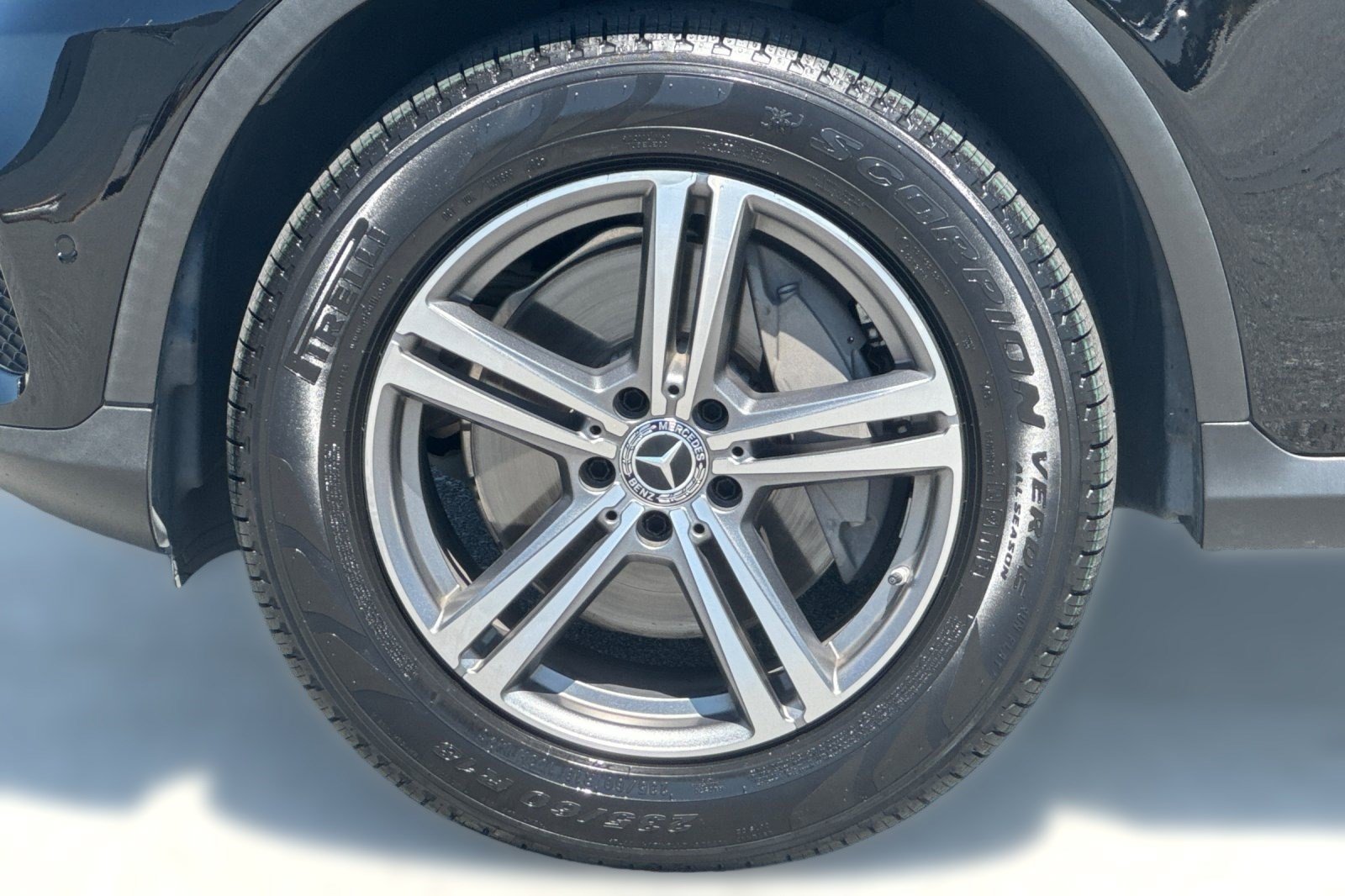 Used 2020 Mercedes-Benz GLC 300 4MATIC image 13