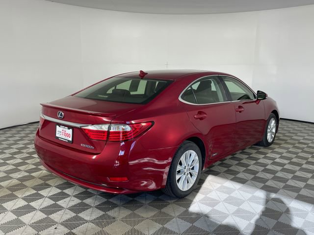 Used 2013 Lexus ES 300h image 24