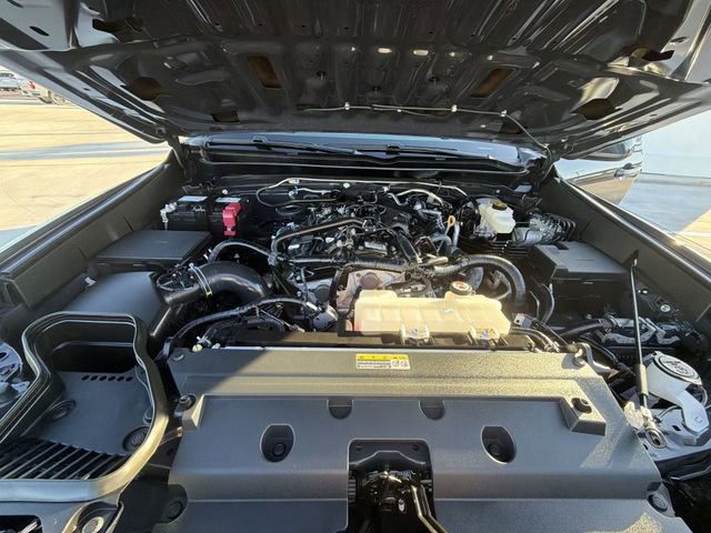Used 2024 Toyota Tacoma TRD Sport AWD/4WD image 32