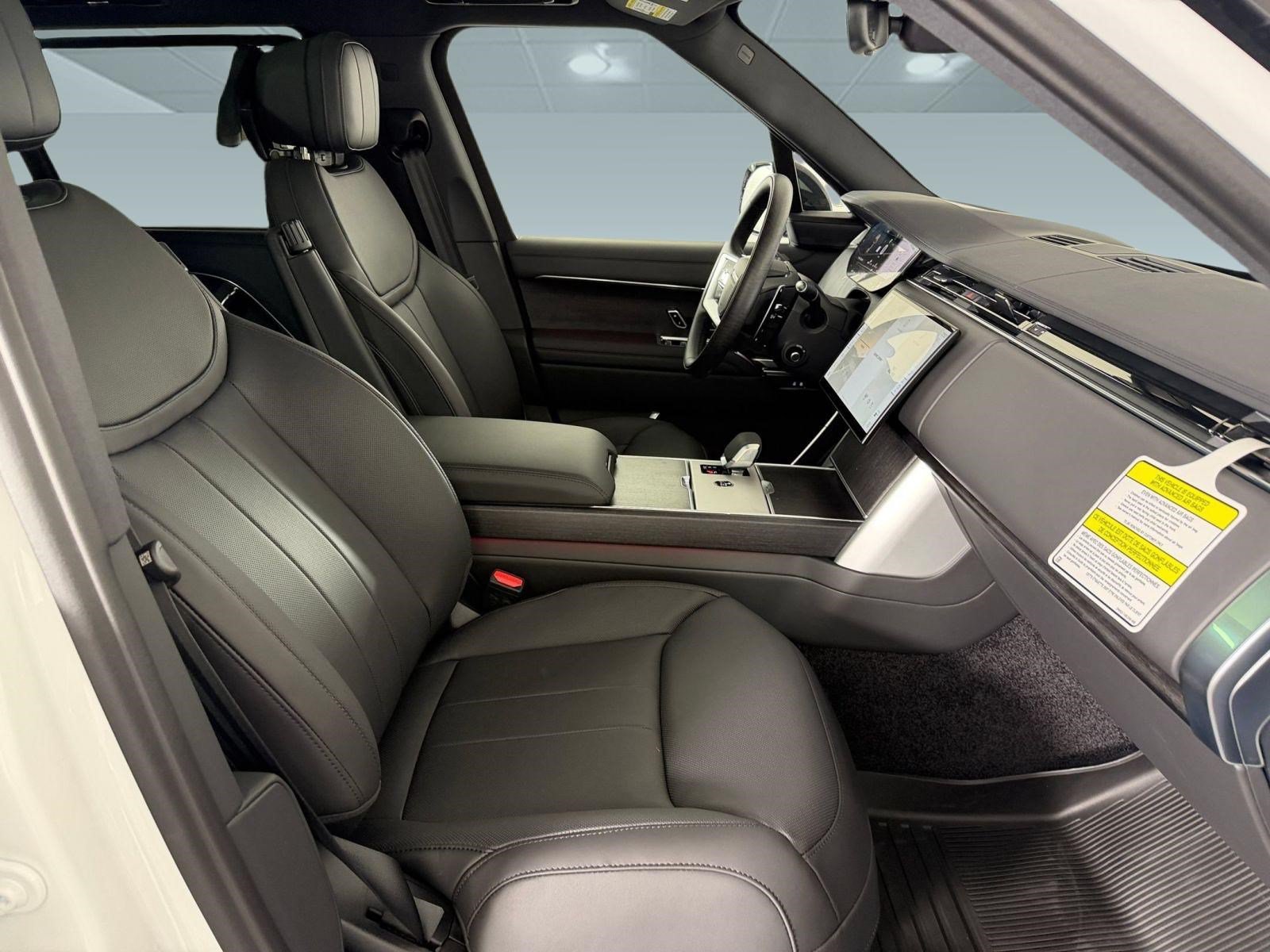 New 2026 Land Rover Range Rover Long Wheelbase SE AWD/4WD image 22