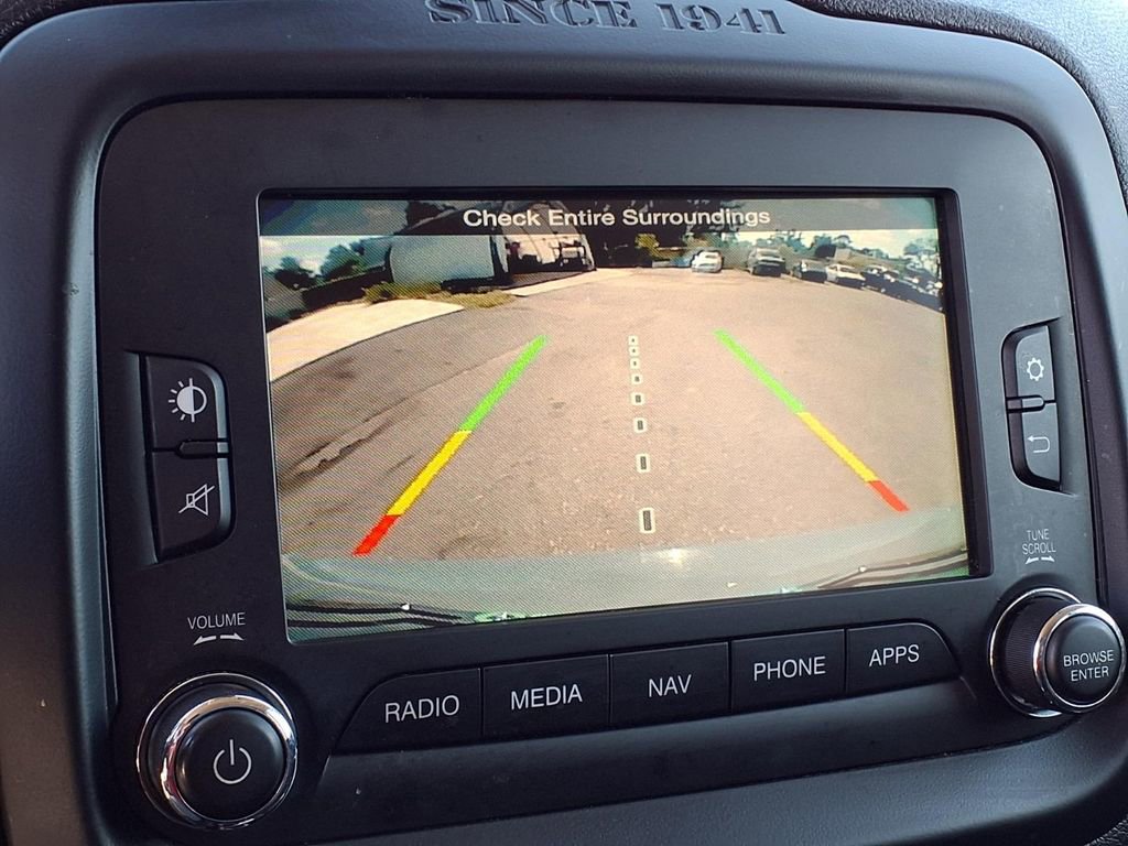 Used 2017 Jeep Renegade Limited FWD image 23