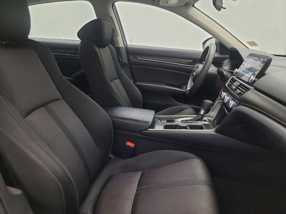 Used 2018 Honda Accord EX image 21
