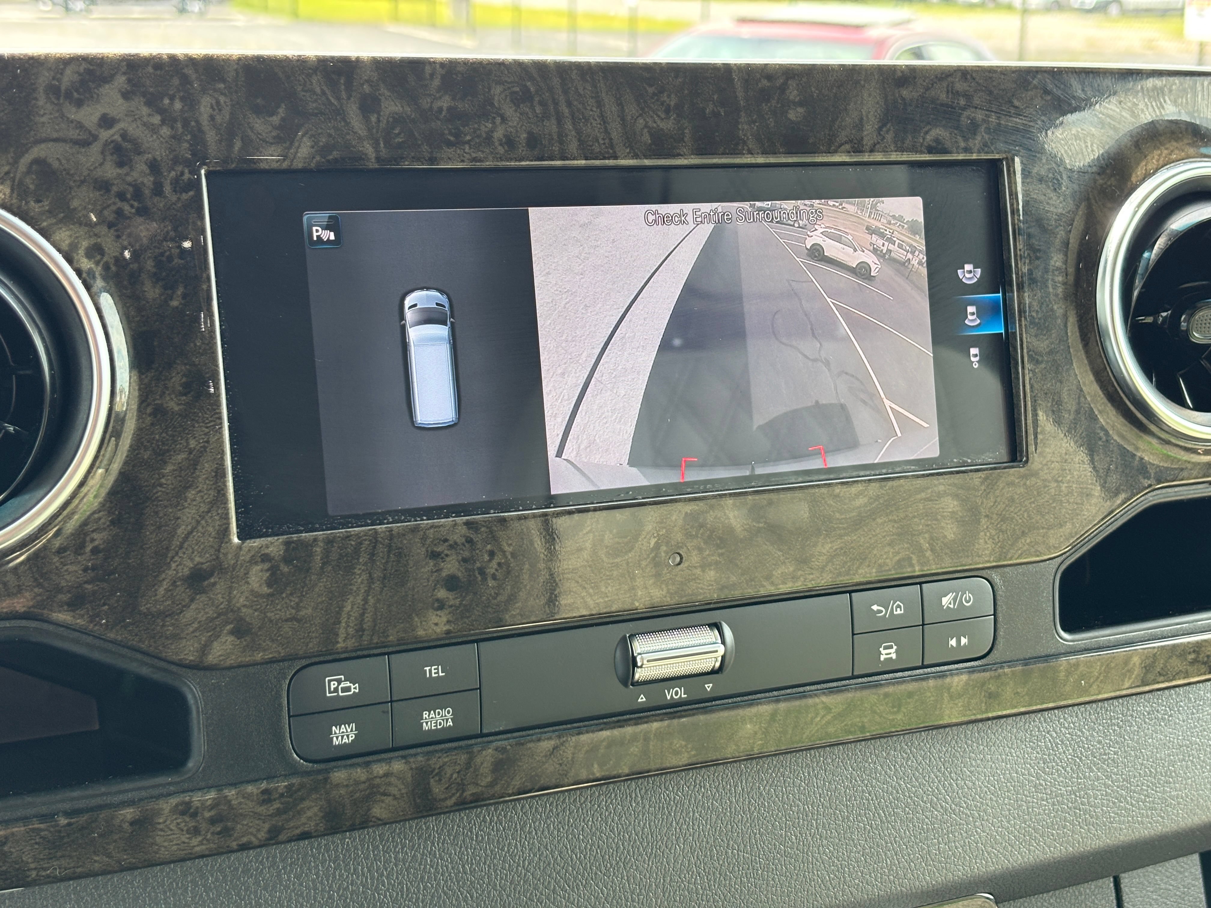 Used 2020 Mercedes-Benz Sprinter 3500 image 34