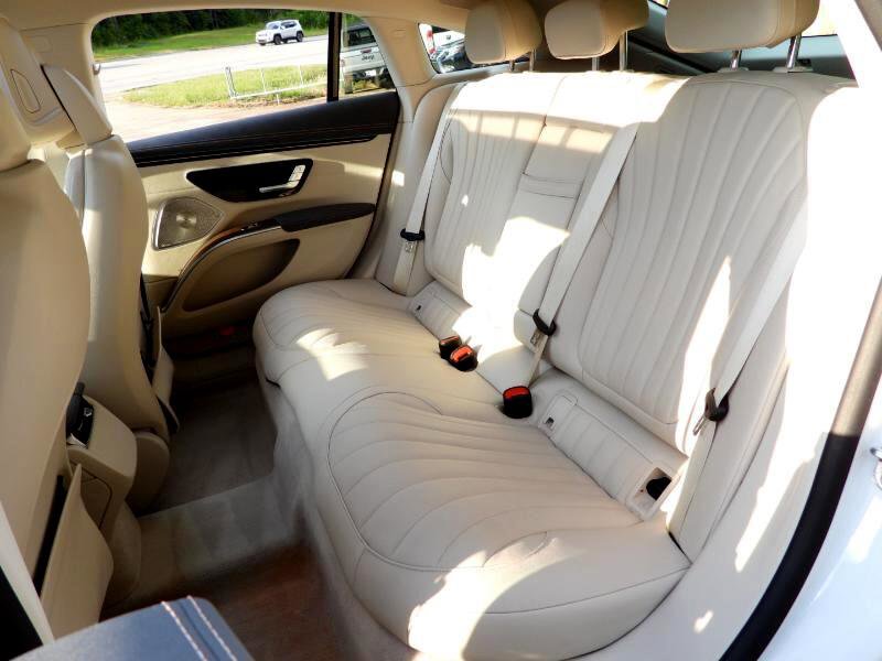 Used 2022 Mercedes-Benz EQS 450+ Sedan image 32