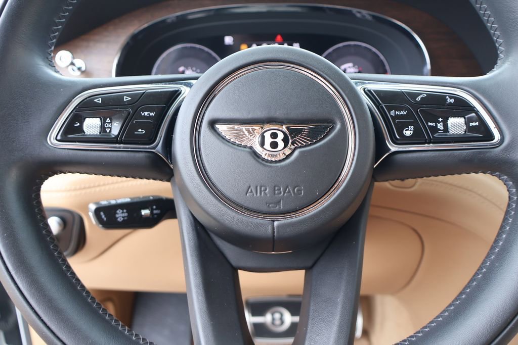 Used 2023 Bentley Bentayga Speed AWD/4WD image 25