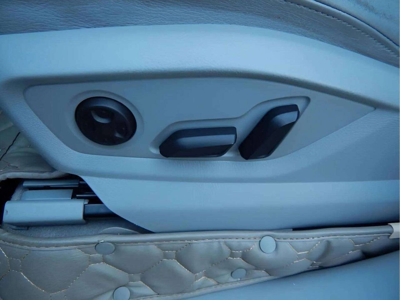 Used 2017 Audi Q7 3.0T Prestige image 18