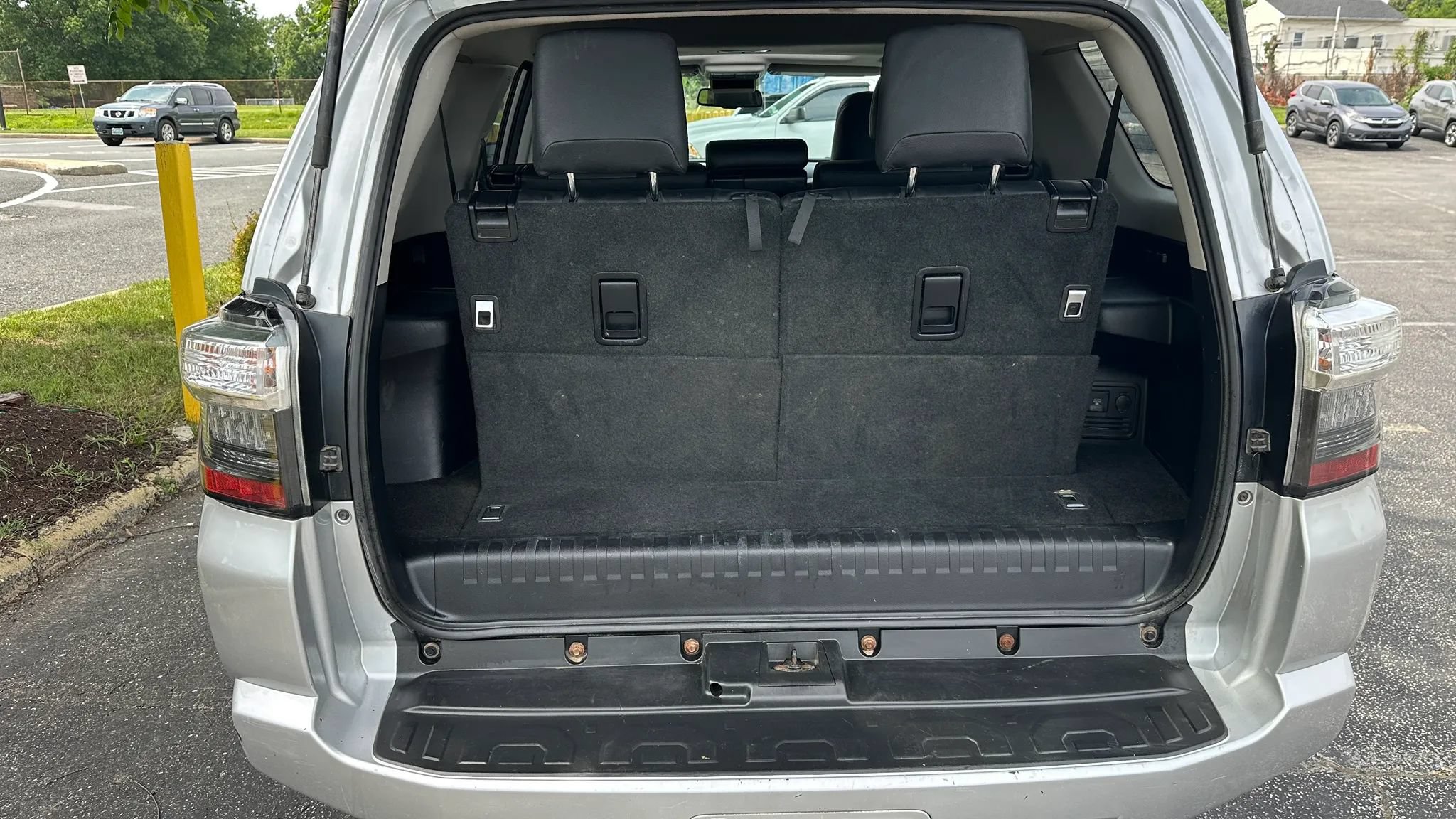 Used 2018 Toyota 4Runner SR5 Premium AWD/4WD image 24