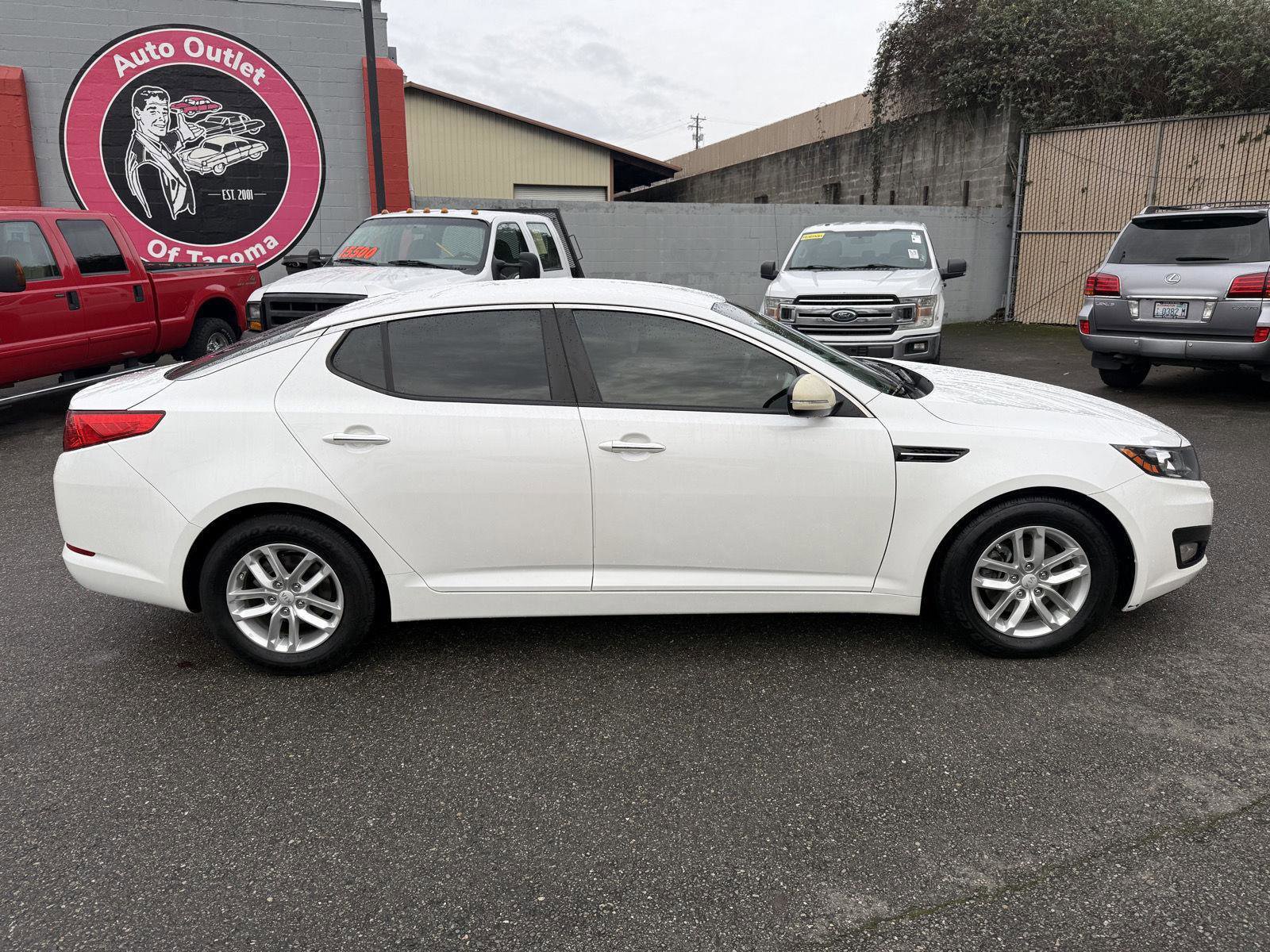 Used 2013 Kia Optima LX image 7