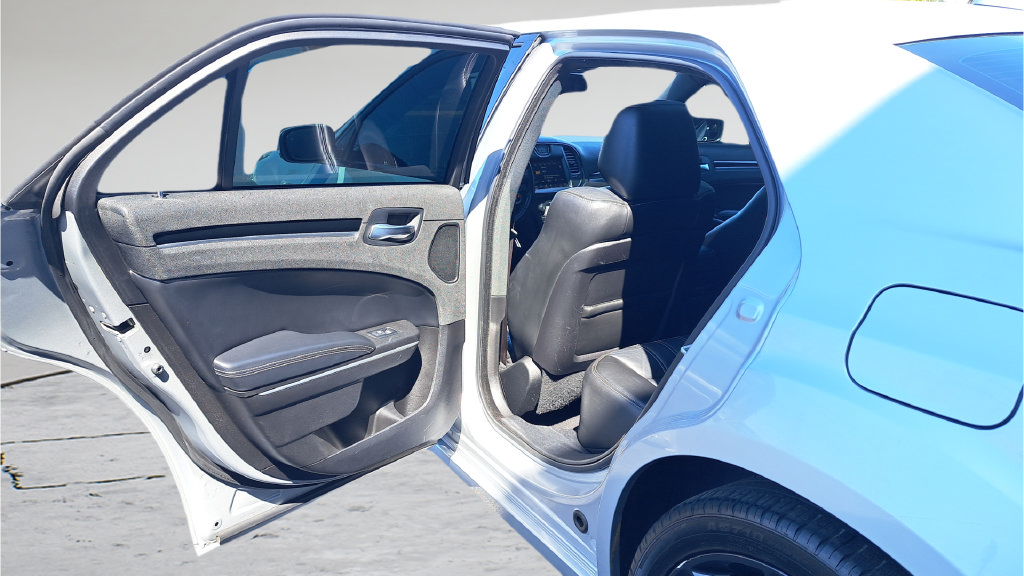 Used 2022 Chrysler 300 S RWD image 11