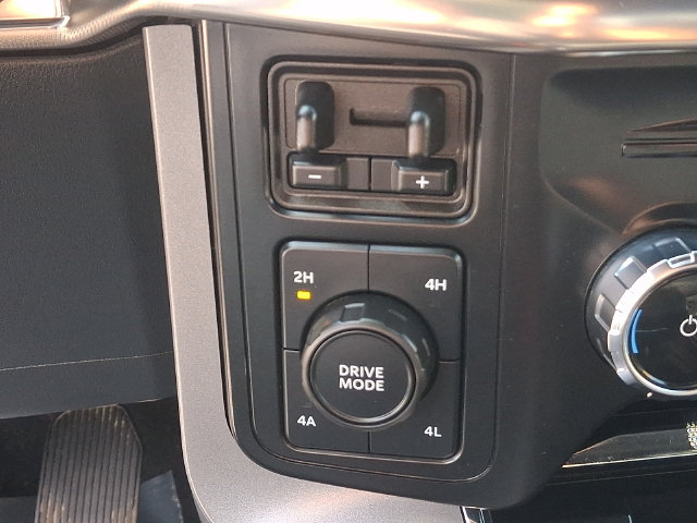 Used 2024 Ford F150 Lariat AWD/4WD image 15