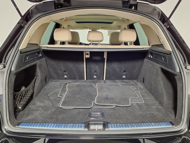 Used 2019 Mercedes-Benz GLC 300 4MATIC image 13