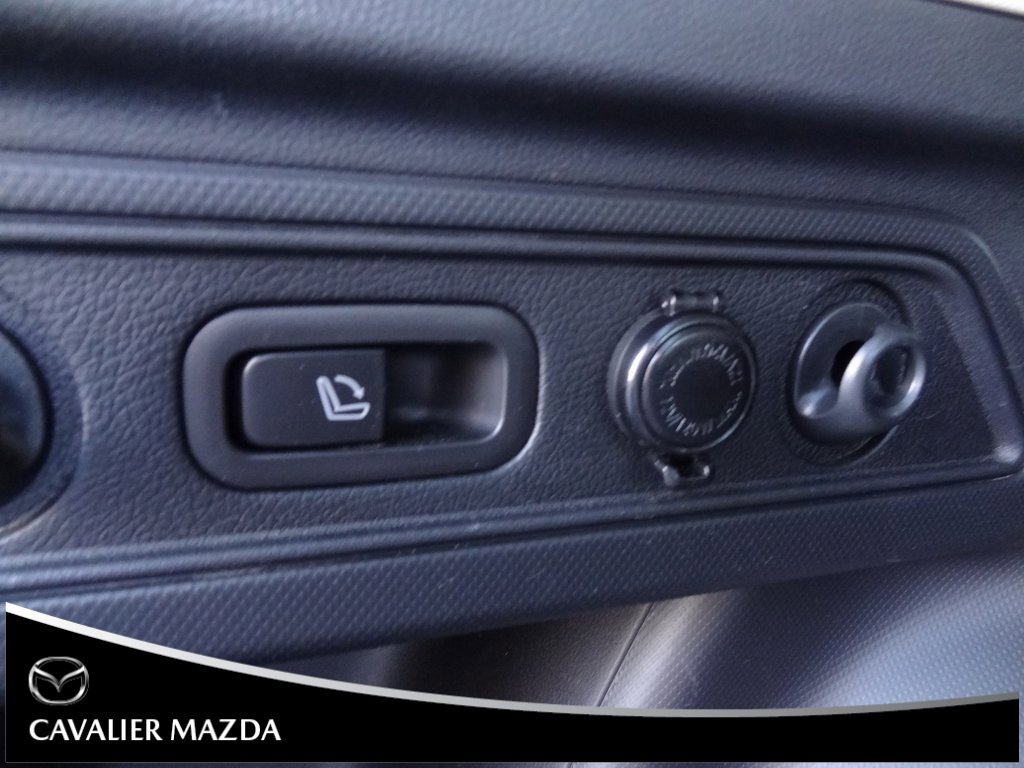 Used 2023 Subaru Forester Limited w/ Popular Package #2 image 16