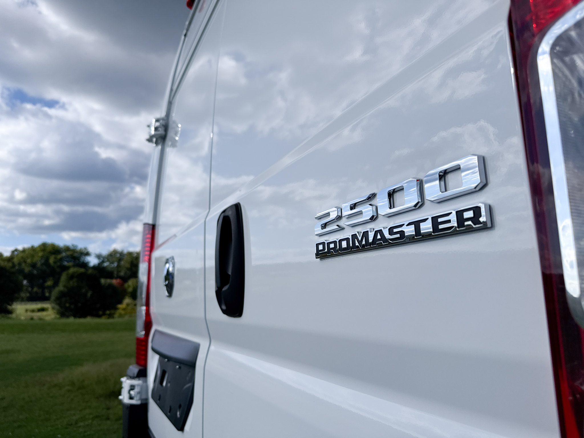 New 2026 RAM ProMaster 2500 w/ Convenience Group FWD image 27