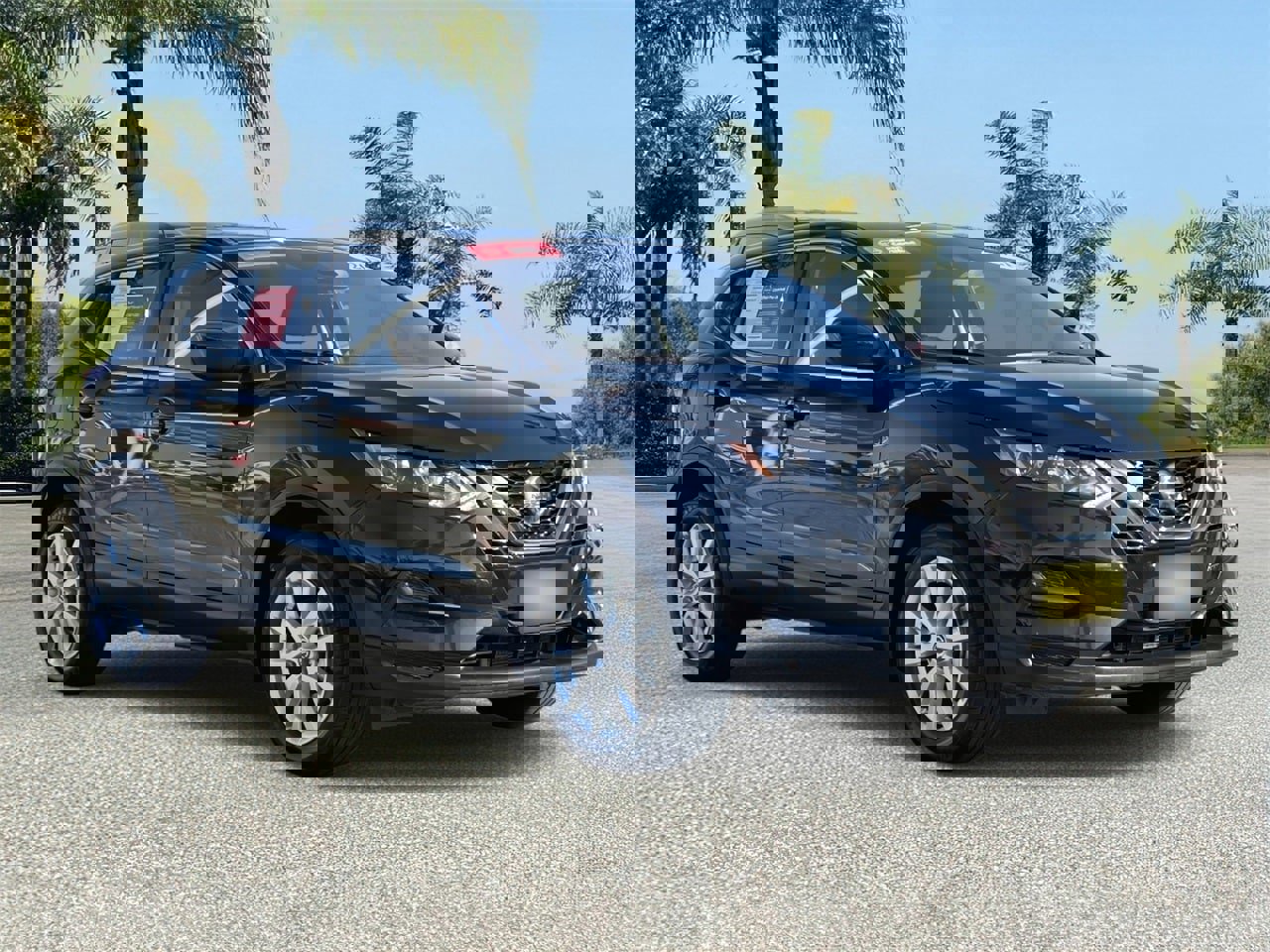 Certified 2021 Nissan Rogue Sport S image 5