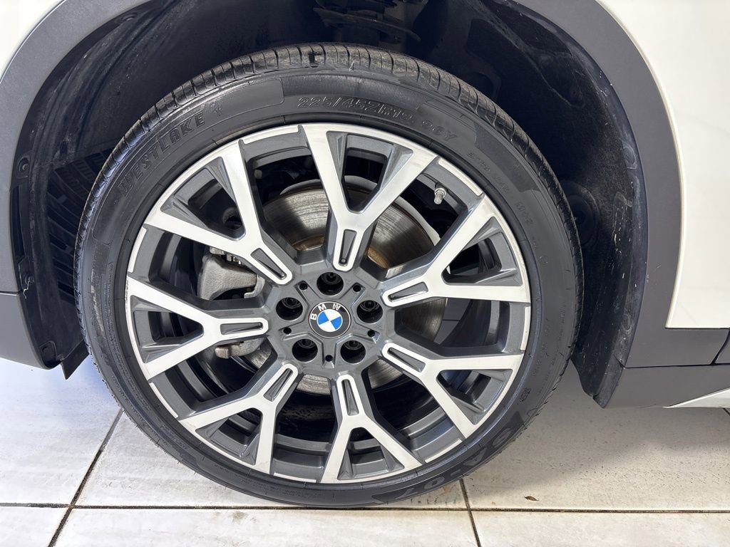 Used 2021 BMW X1 xDrive28i w/ Convenience Package AWD/4WD image 9