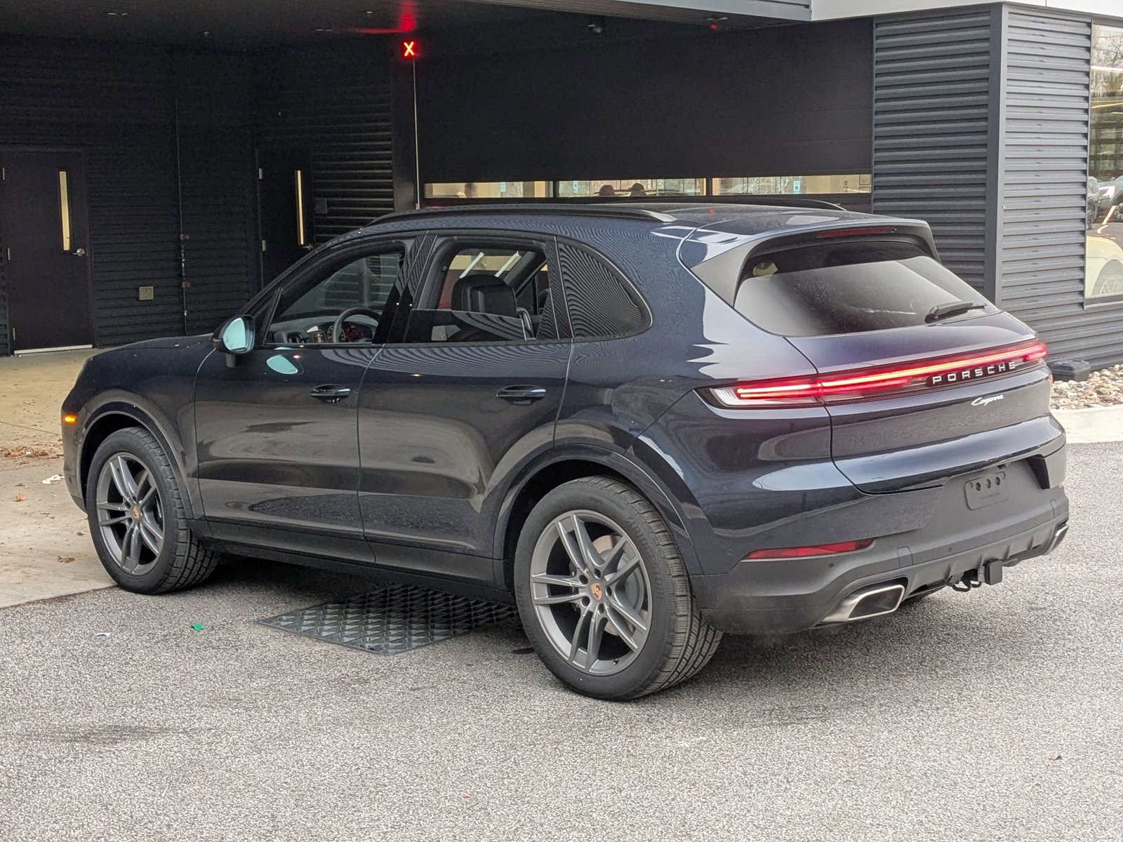New 2026 Porsche Cayenne image 3