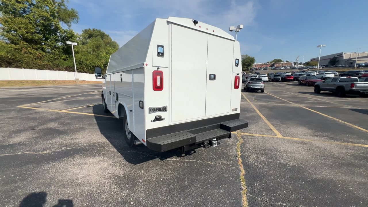 New 2025 Chevrolet Express 3500 w/ Power Convenience Package RWD image 26