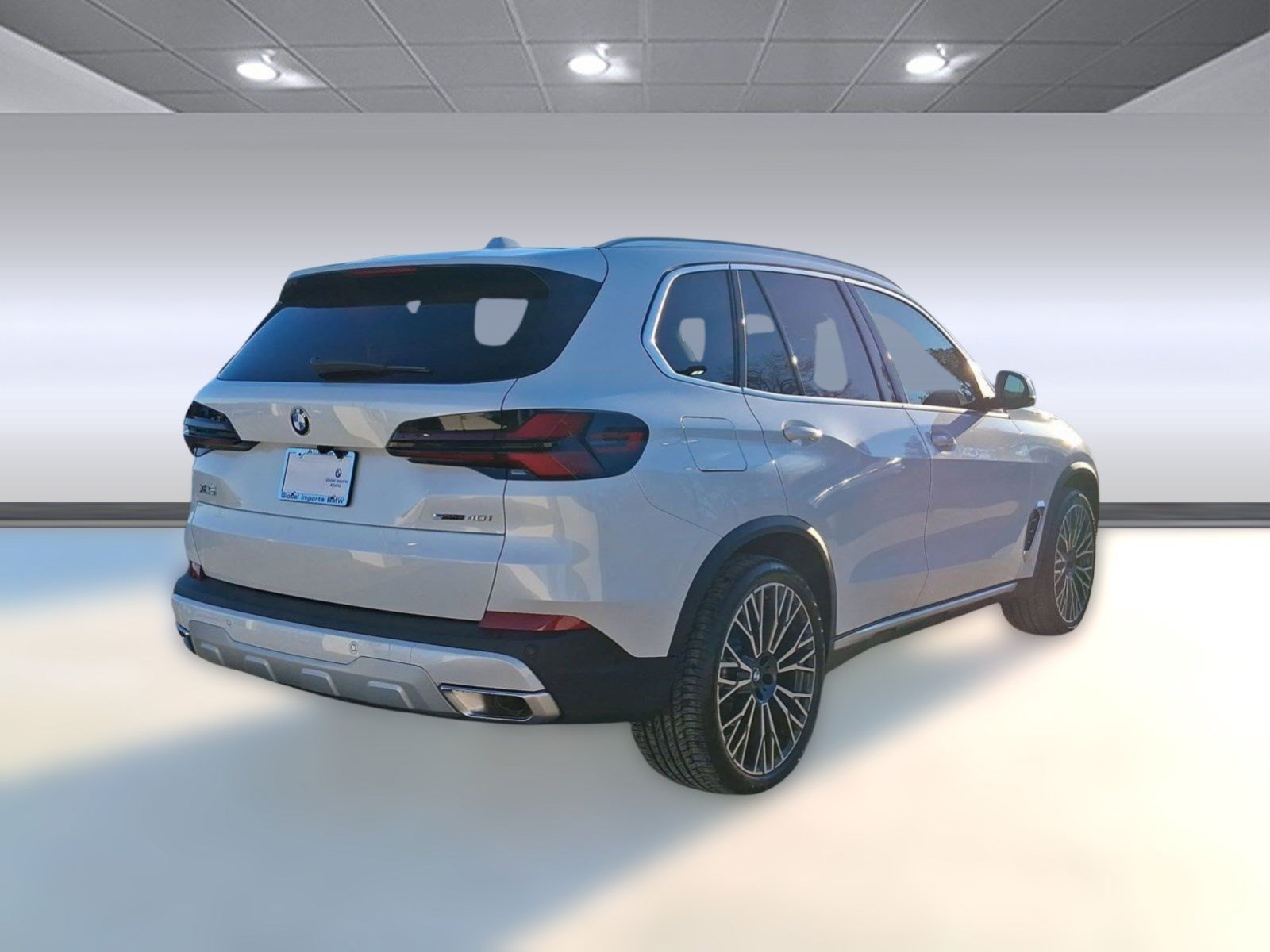 Used 2026 BMW X5 sDrive40i w/ Parking Assistance Package RWD image 8