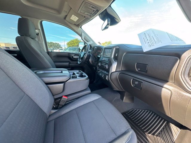 Used 2025 Chevrolet Silverado 2500 Custom w/ Custom Value Package AWD/4WD image 20