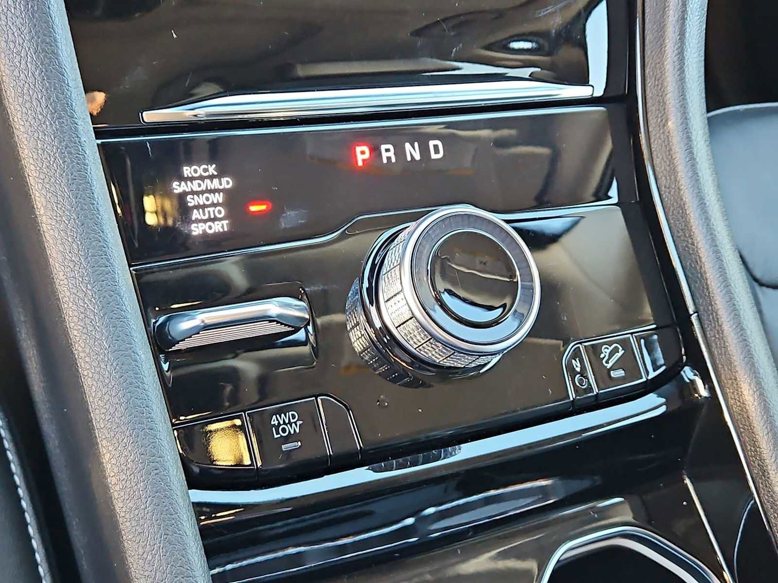 Used 2022 Jeep Grand Cherokee Limited 4xe image 34