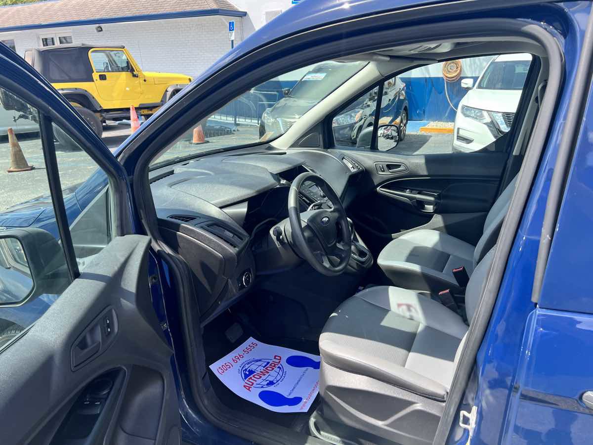 Used 2018 Ford Transit Connect XL image 10