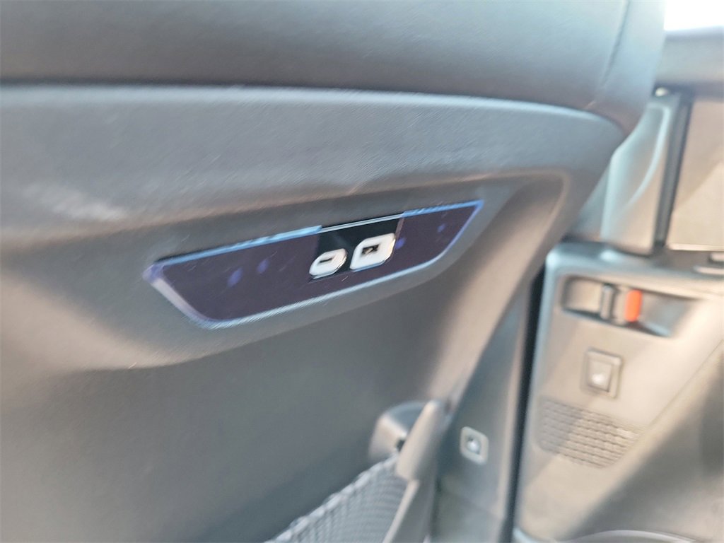 New 2026 Chrysler Pacifica Limited image 14