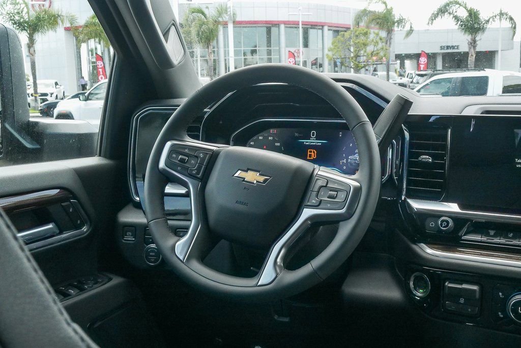 New 2025 Chevrolet Silverado 2500 LT w/ Safety Package image 14