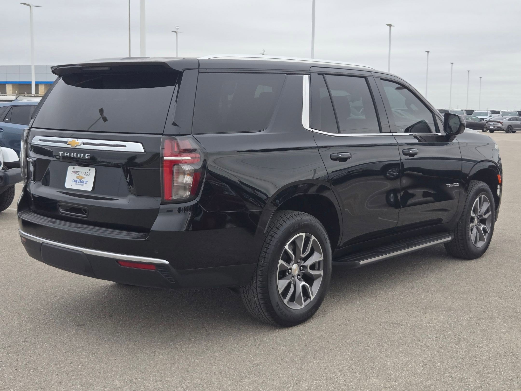 Used 2024 Chevrolet Tahoe LS w/ Driver Alert Package AWD/4WD image 3