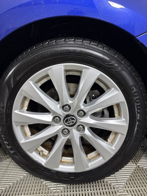 Used 2018 Toyota Camry LE FWD image 10
