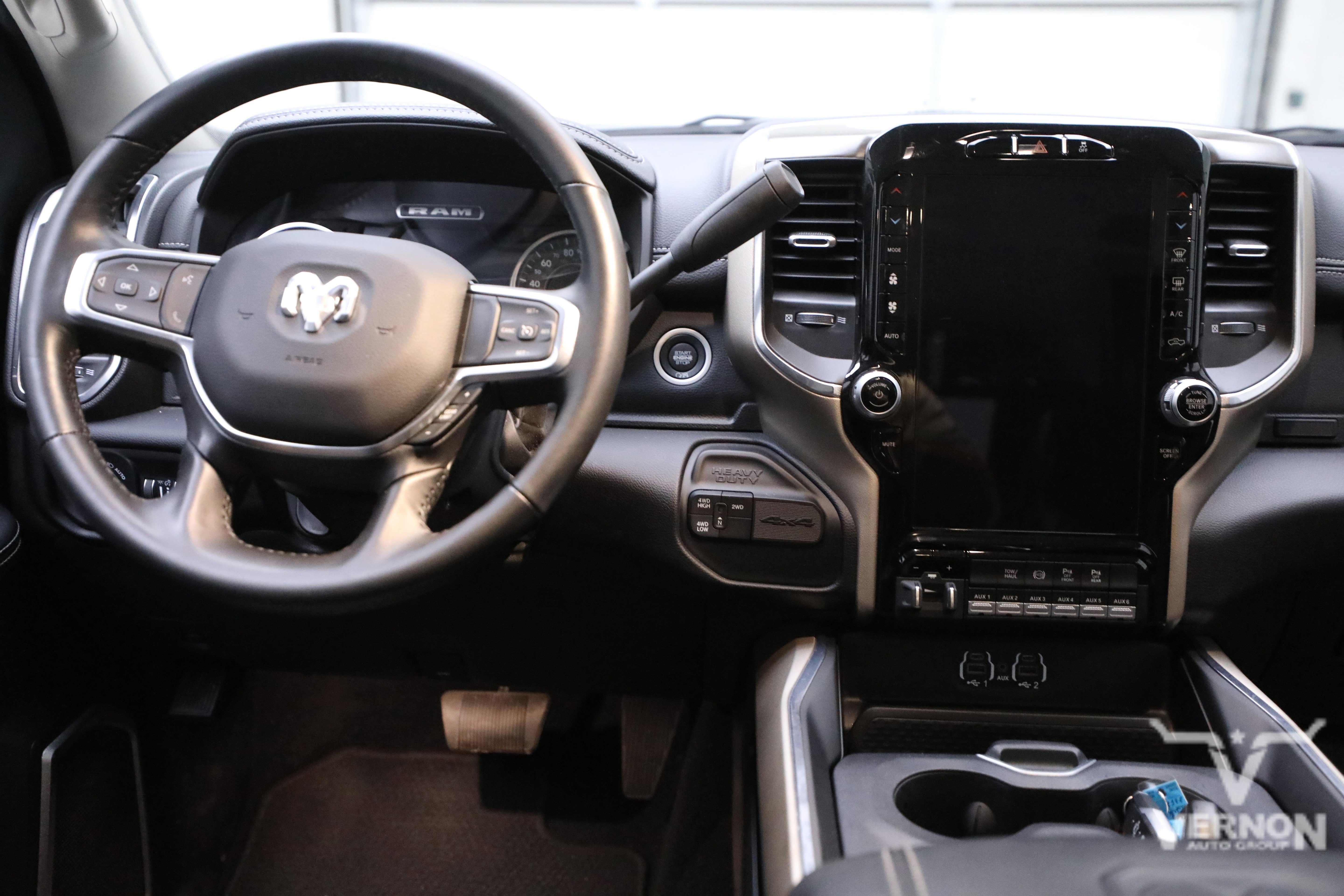 Used 2024 RAM 3500 Laramie w/ Chrome Bumper Package image 19