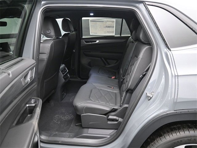 New 2026 Volkswagen Atlas Cross Sport SE image 11