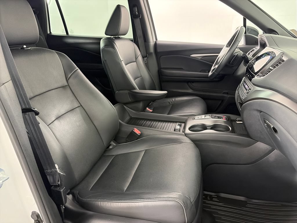 Used 2022 Honda Passport EX-L image 31