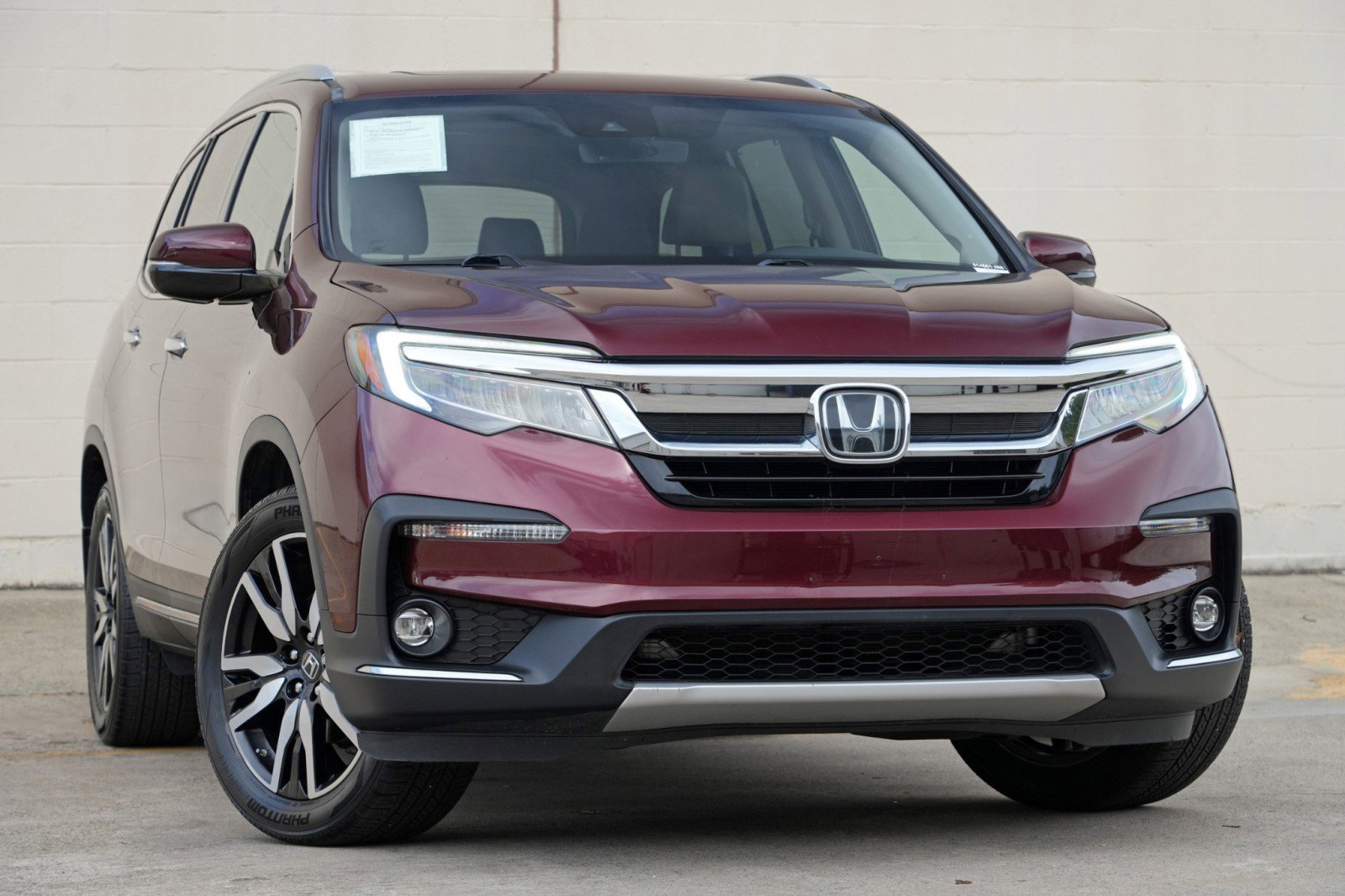 Used 2021 Honda Pilot Touring image 2